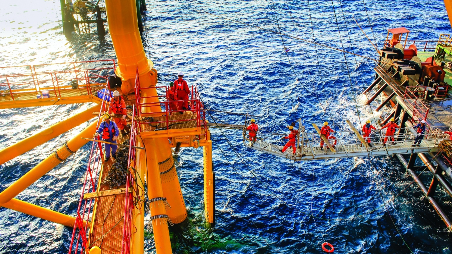 PETROVIETNAM và bài toán xây năng lực cho tương lai