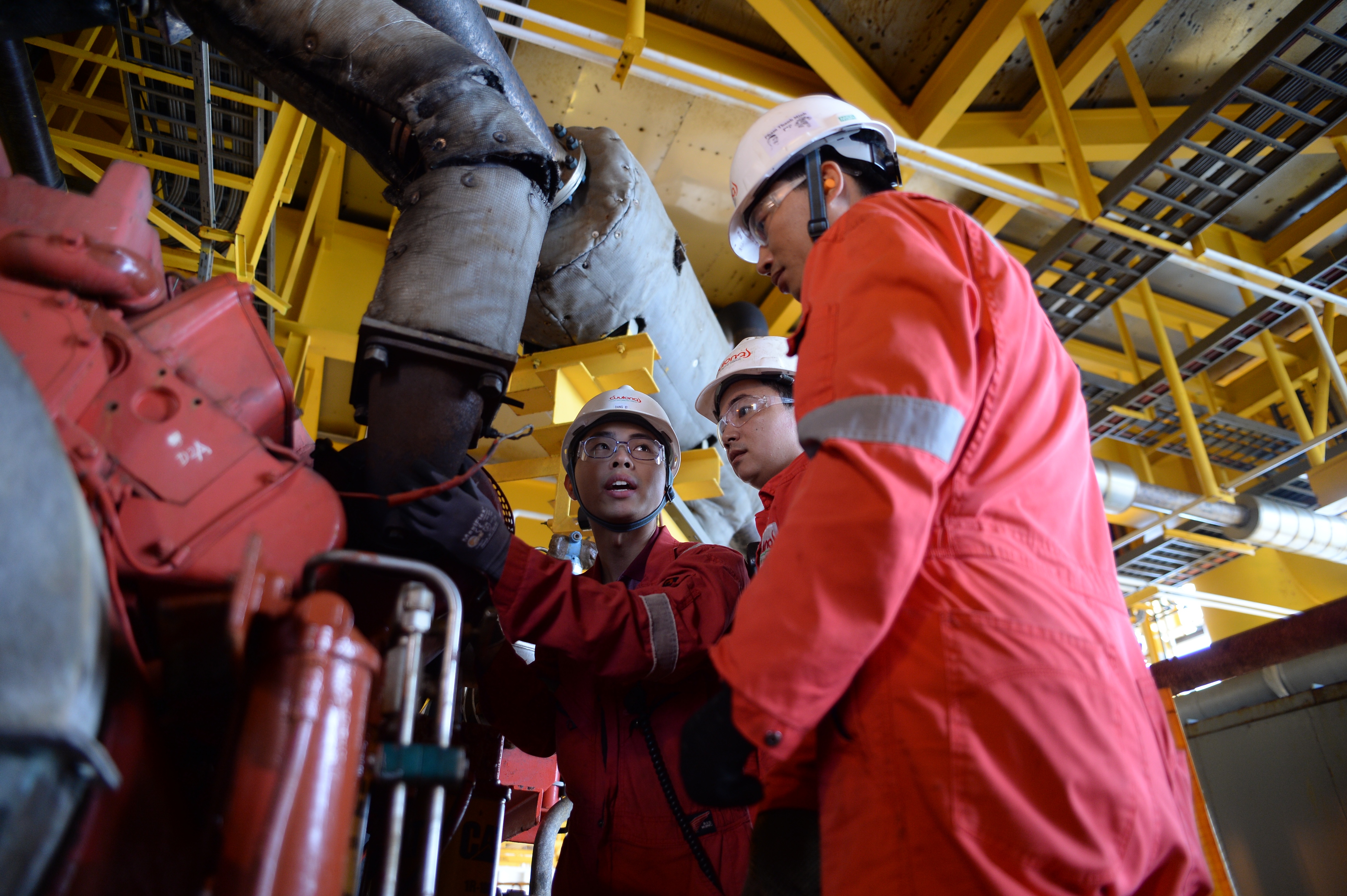 Công đoàn Petrovietnam dẫn đầu phong trào lao động sáng tạo Công đoàn Petrovietnam dẫn đầu phong trào lao động sáng tạo