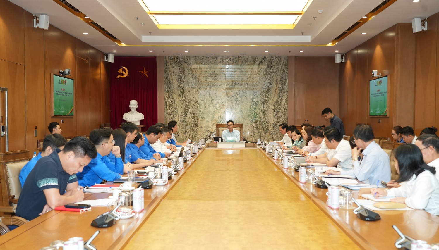 Phối hợp các tổ chức đoàn thể trong Petrovietnam: Hướng tới thực chất, lượng hóa được giá trị