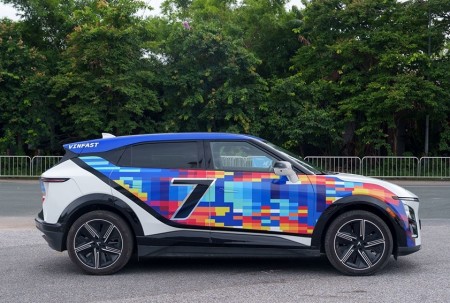 Người dùng VinFast VF 7: “Lời ngay từ lúc mua, 3 năm sạc pin 0 đồng”