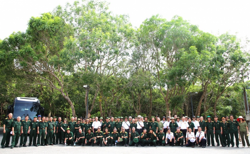 Hành trình về nguồn ý nghĩa của CLB CCB Dầu khí phía Nam nhân kỷ niệm 1 năm thành lập