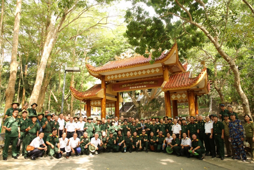 Hành trình về nguồn ý nghĩa của CLB CCB Dầu khí phía Nam nhân kỷ niệm 1 năm thành lập