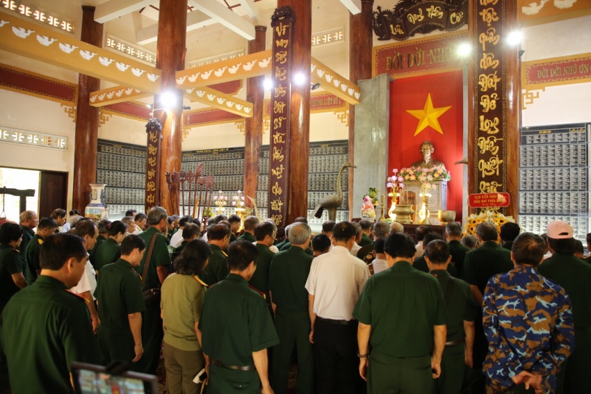 Hành trình về nguồn ý nghĩa của CLB CCB Dầu khí phía Nam nhân kỷ niệm 1 năm thành lập