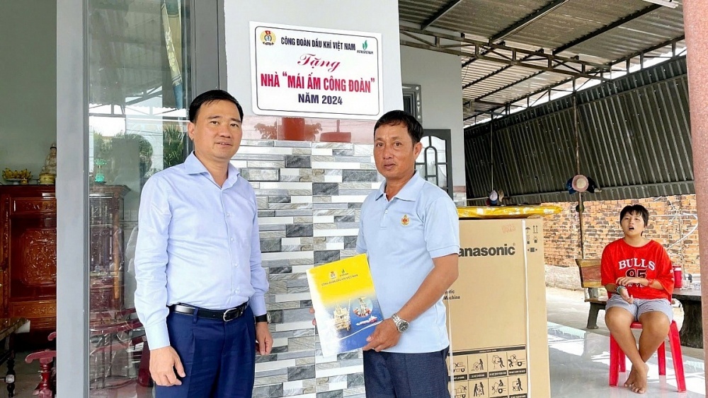 Petrovietnam tiếp nối truyền thống vẻ vang, viết tiếp bản hùng ca lao động sáng tạo