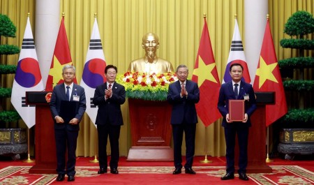 Petrovietnam nghiên cứu hợp tác phát triển điện hạt nhân với các đối tác Hàn Quốc