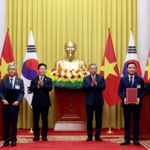 Petrovietnam nghiên cứu hợp tác phát triển điện hạt nhân với các đối tác Hàn Quốc