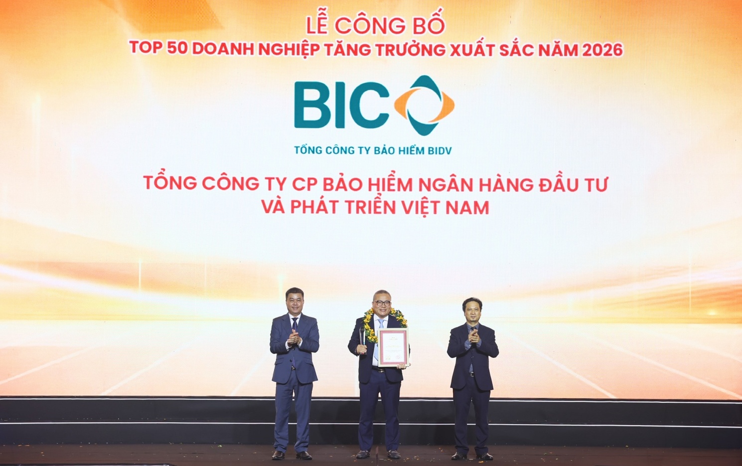 BIC lọt Top 50 doanh nghiệp tăng trưởng xuất sắc Việt Nam năm 2026