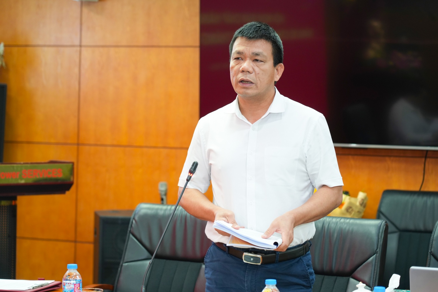 Phát huy vai trò lãnh đạo của Đảng, củng cố tinh thần 