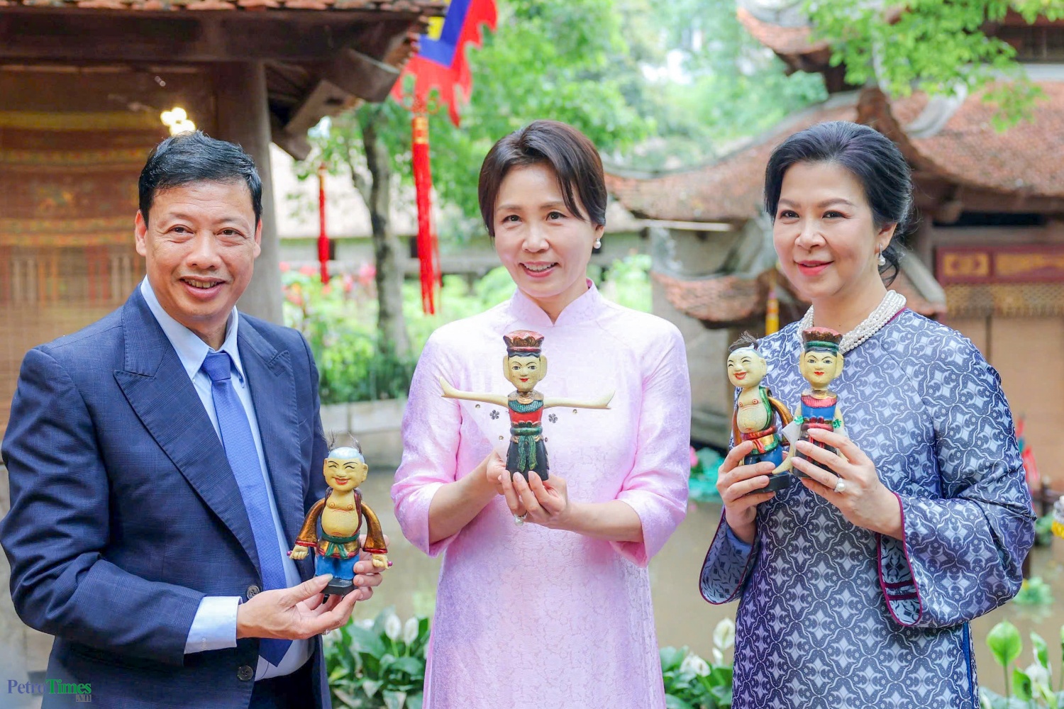 Phu nhân Tổng Bí thư, Chủ tịch nước Tô Lâm và Phu nhân Tổng thống Hàn Quốc thăm Bảo tàng Dân tộc học Việt Nam