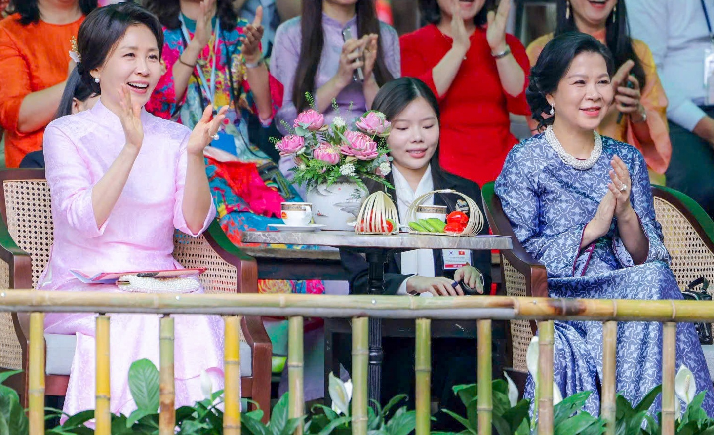 Phu nhân Tổng Bí thư, Chủ tịch nước Tô Lâm và Phu nhân Tổng thống Hàn Quốc thăm Bảo tàng Dân tộc học Việt Nam
