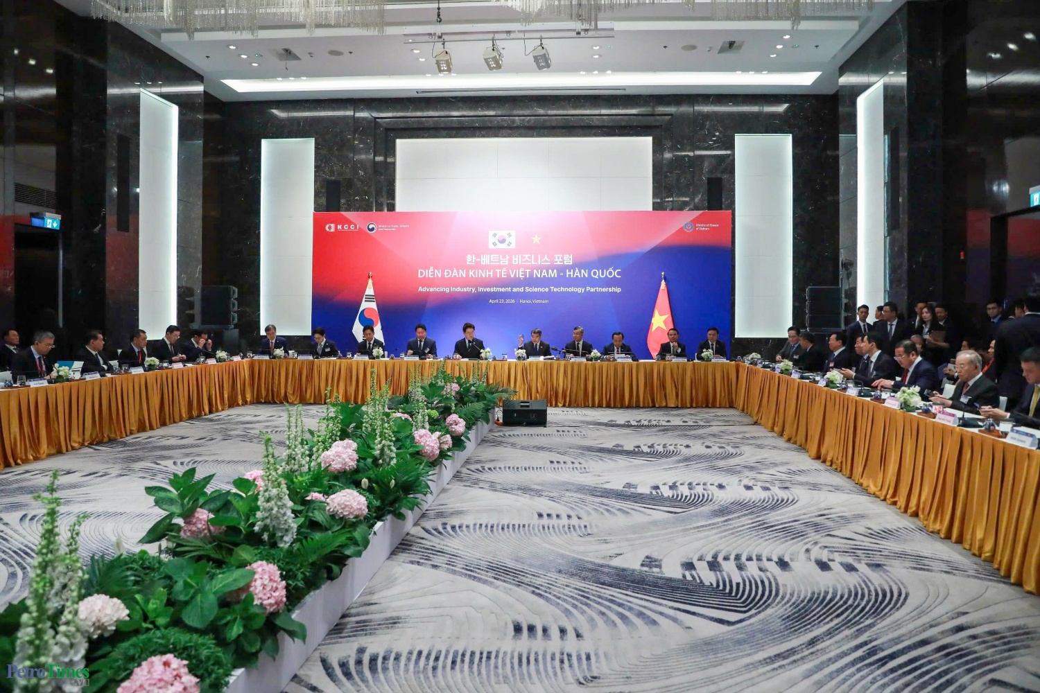 Petrovietnam tham dự Tọa đàm bàn tròn về hợp tác kinh tế giữa Việt Nam - Hàn Quốc