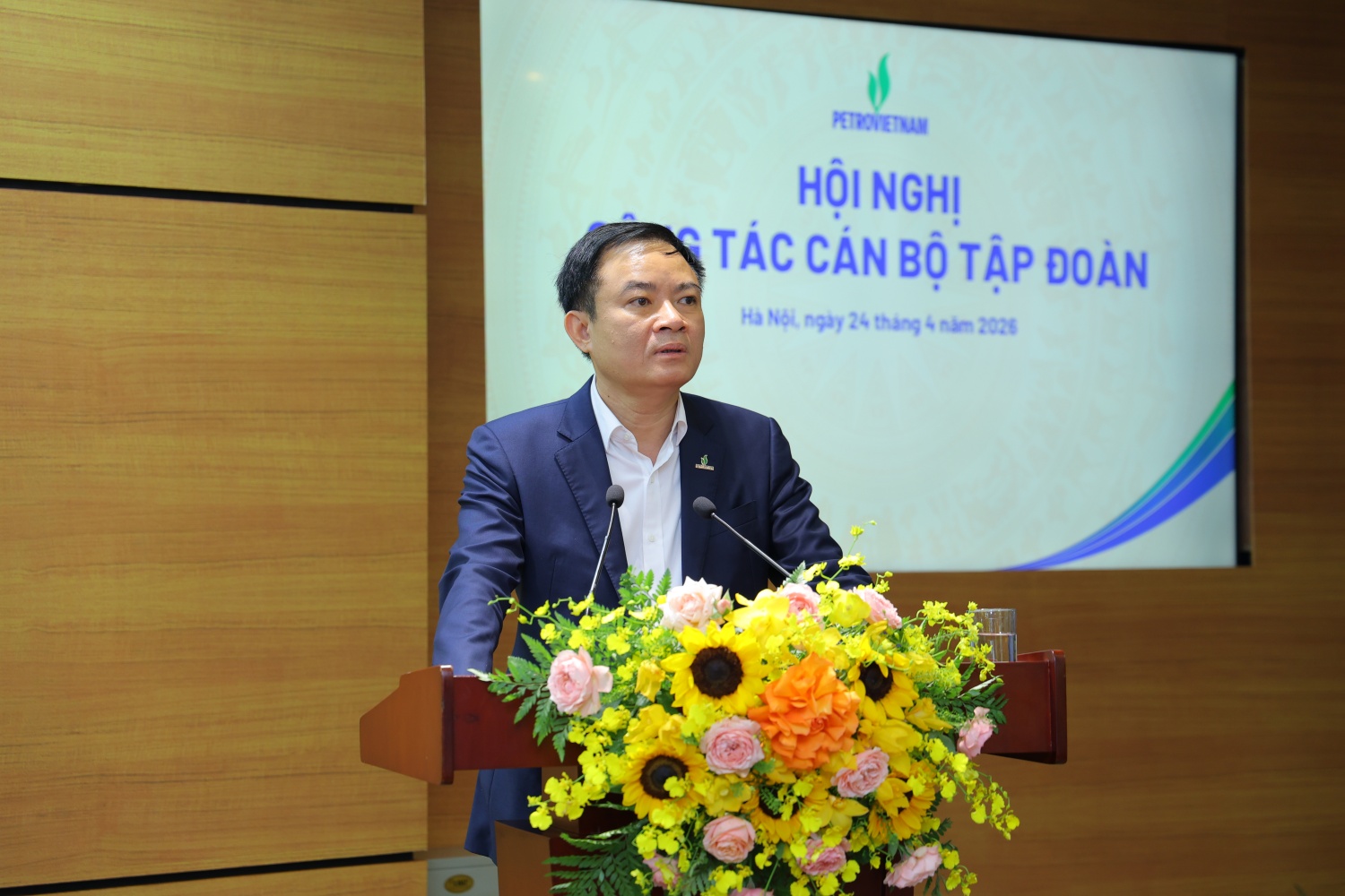 Thống nhất tuyệt đối giới thiệu nhân sự Tổng Giám đốc Petrovietnam