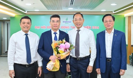 Ông Dương Mạnh Sơn được bầu làm Chủ tịch HĐQT PVOIL