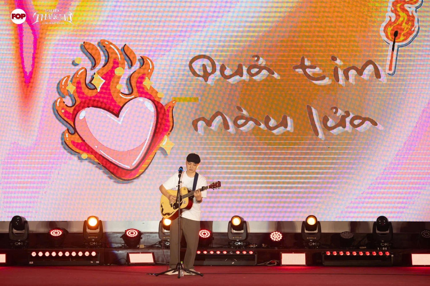 Chất giọng đặc trưng của Kiên Trịnh được thể hiện qua ca khúc “Quả tim màu lửa”