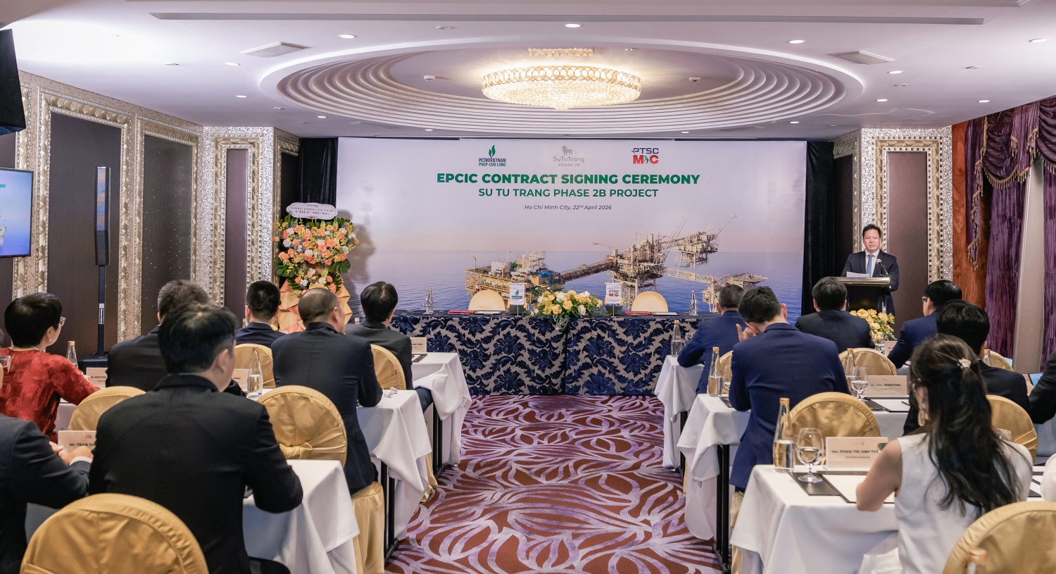 PVEP Cửu Long và PTSC M&C ký hợp đồng EPCIC dự án Sư Tử Trắng giai đoạn 2B