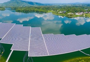 Nhà máy điện mặt trời KN Ia Ly - Gia Lai: Hơn 714.000 tấm pin lắp trên 575 ha mặt nước