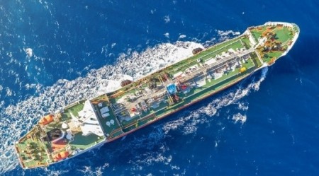 Chênh lệch giá khiến tàu dầu Nga chuyển hướng giữa Đại Tây Dương