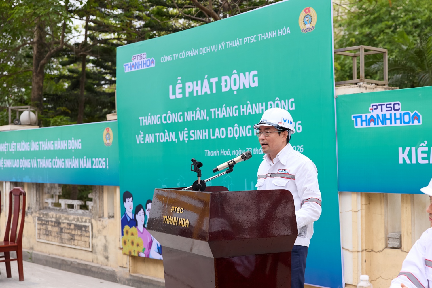 Ông Nguyễn Bá Tuấn – Phó Giám đốc 