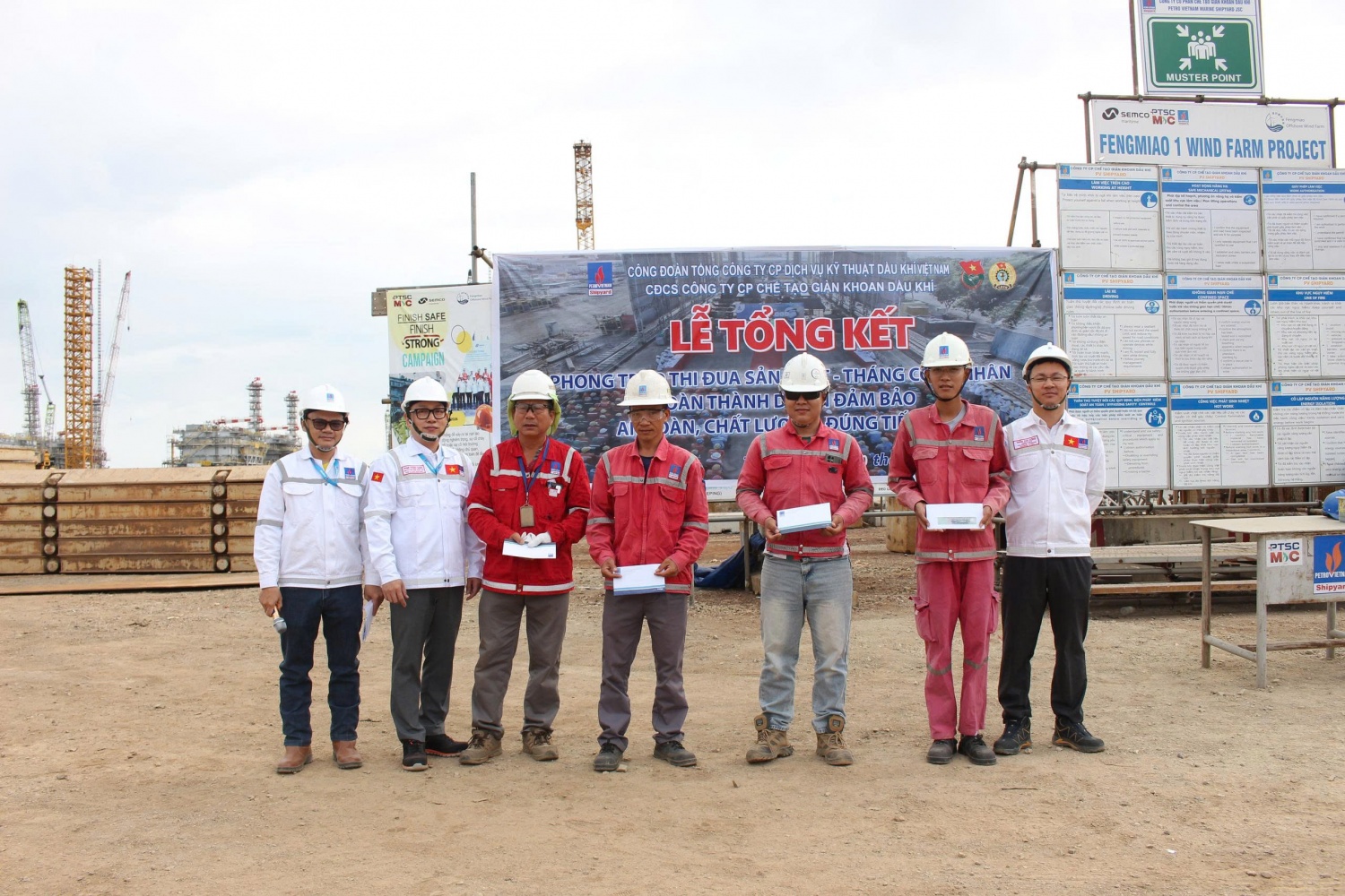 PV Shipyard tổng kết thi đua sản xuất, khen thưởng các tập thể, cá nhân tiêu biểu