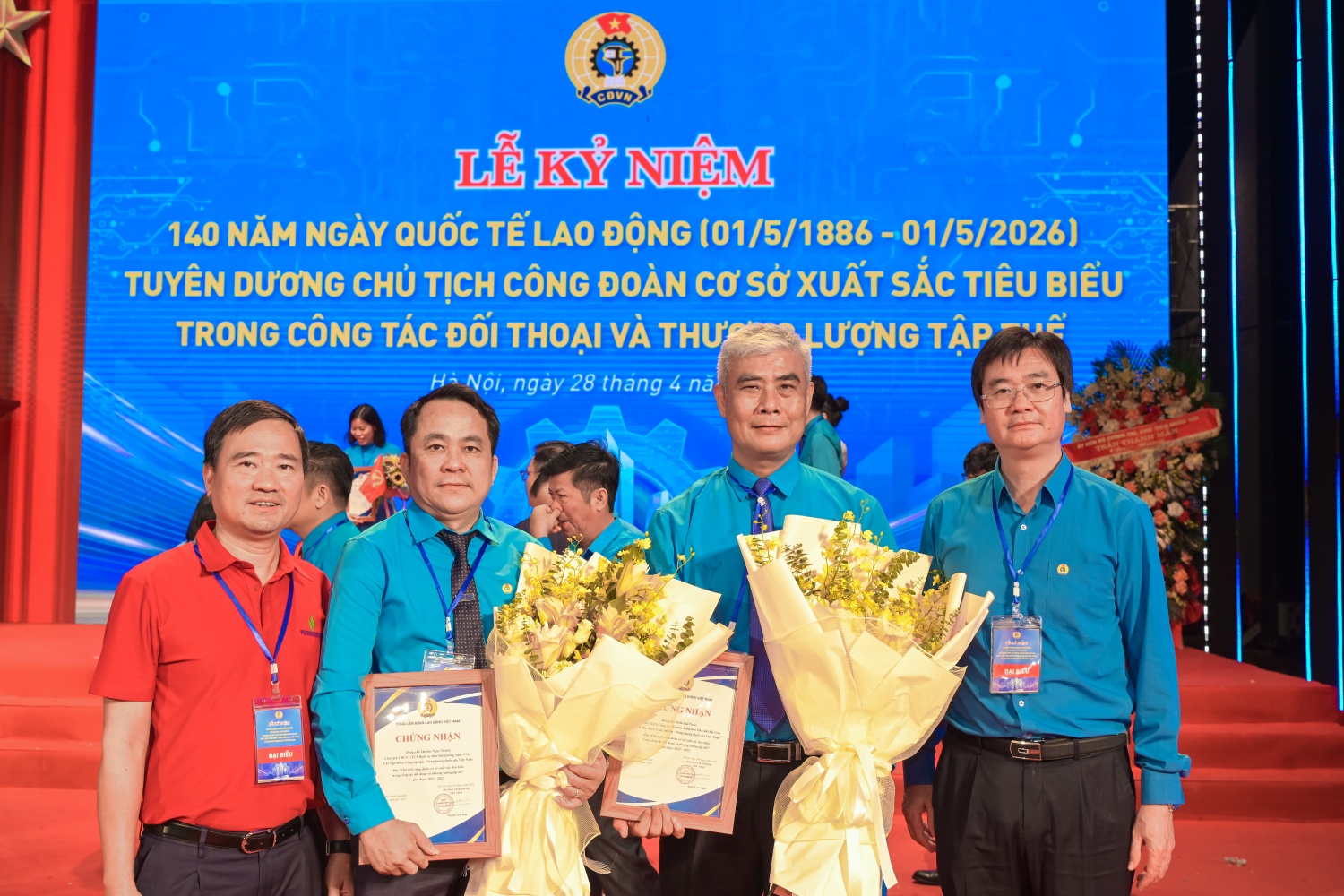 [Chùm ảnh] Công đoàn Petrovietnam ghi dấu ấn tại Lễ kỷ niệm 140 năm Ngày Quốc tế Lao động