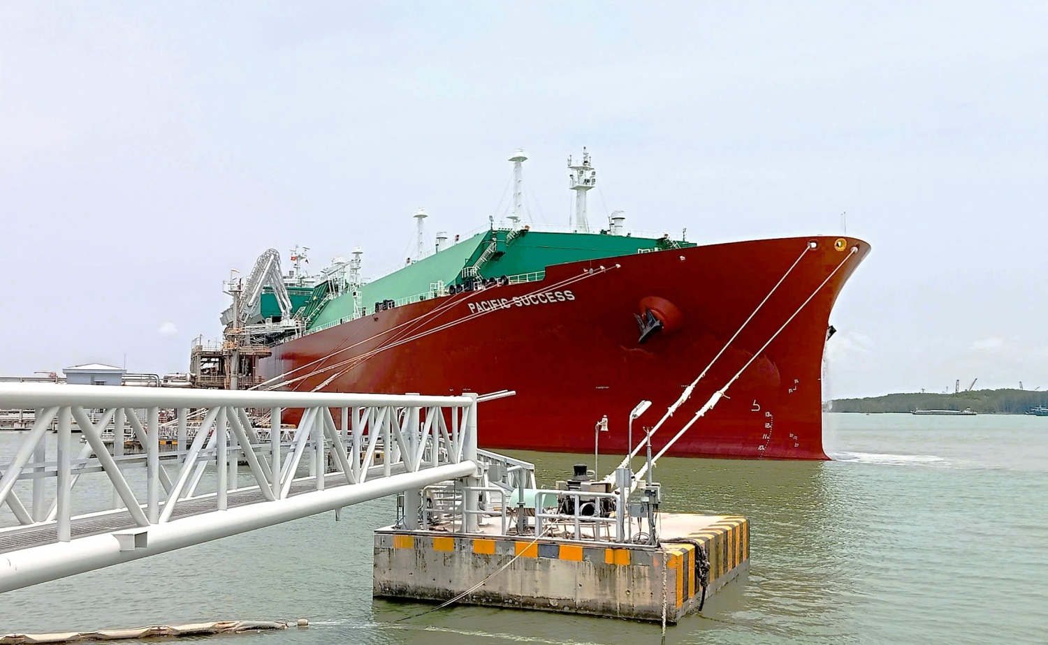 PV GAS đã tiếp nhận tàu PACIFIC SUCCESS với hơn 71.000 tấn LNG nhập khẩu từ Australia