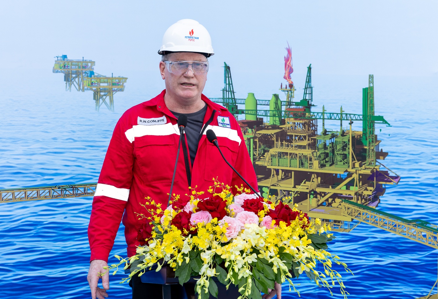 Phát động thi đua dự án Lô B