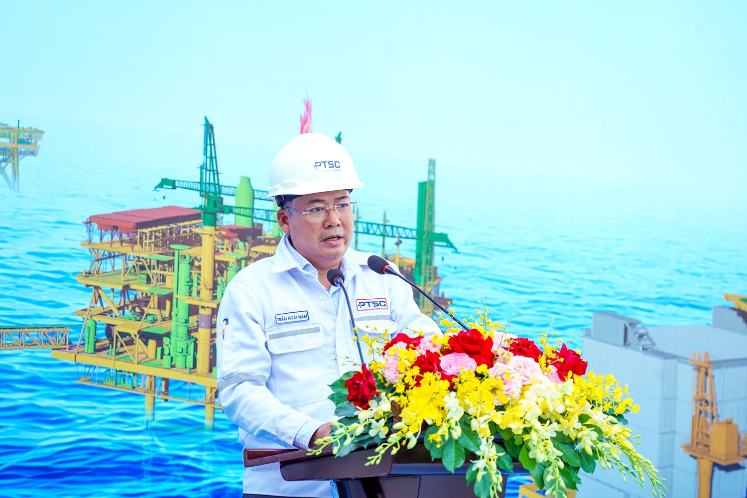 Phát động thi đua dự án Lô B