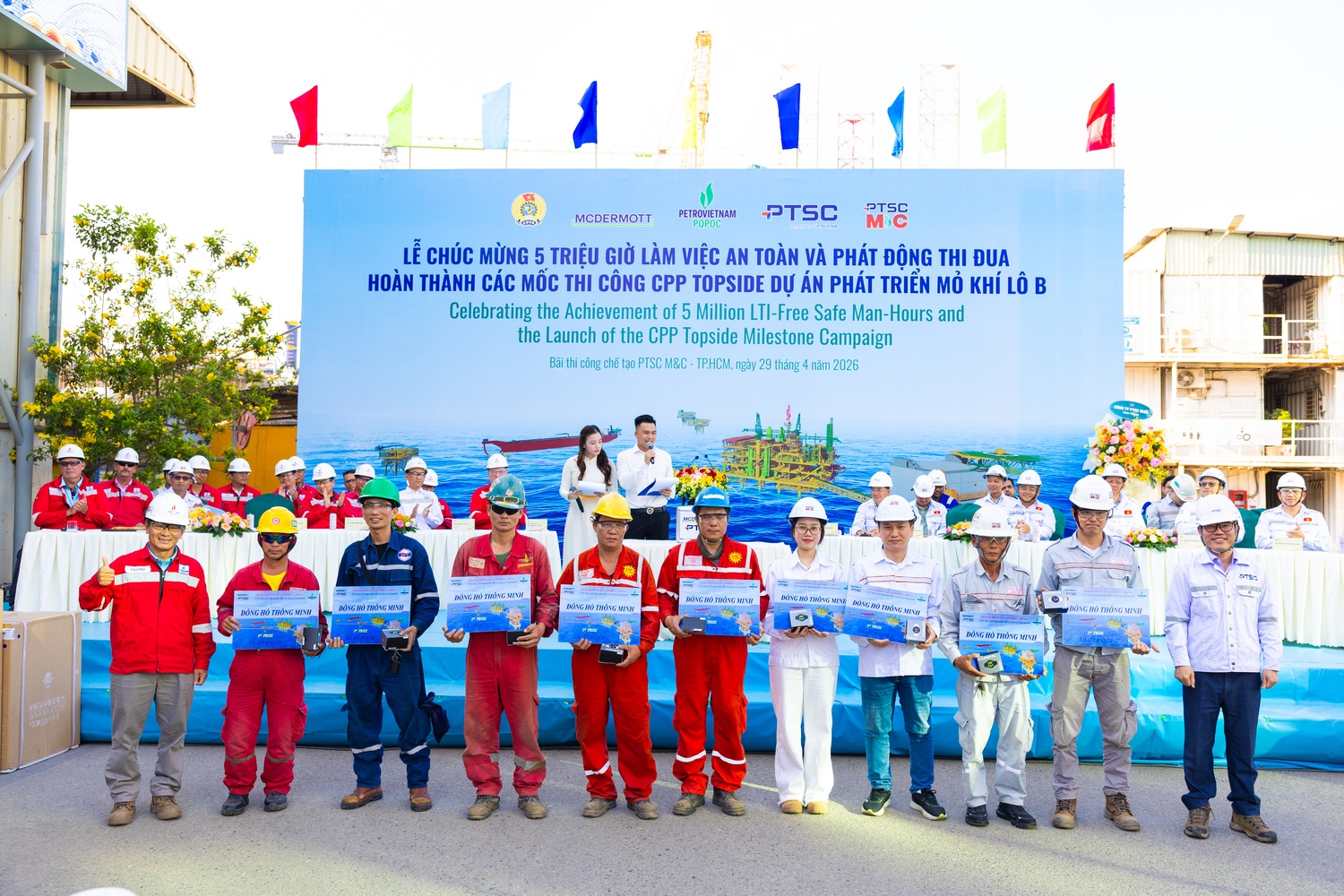 Phát động thi đua dự án Lô B