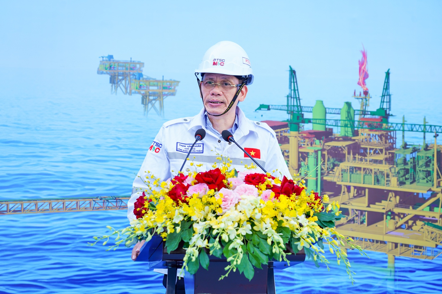 Phát động thi đua dự án Lô B