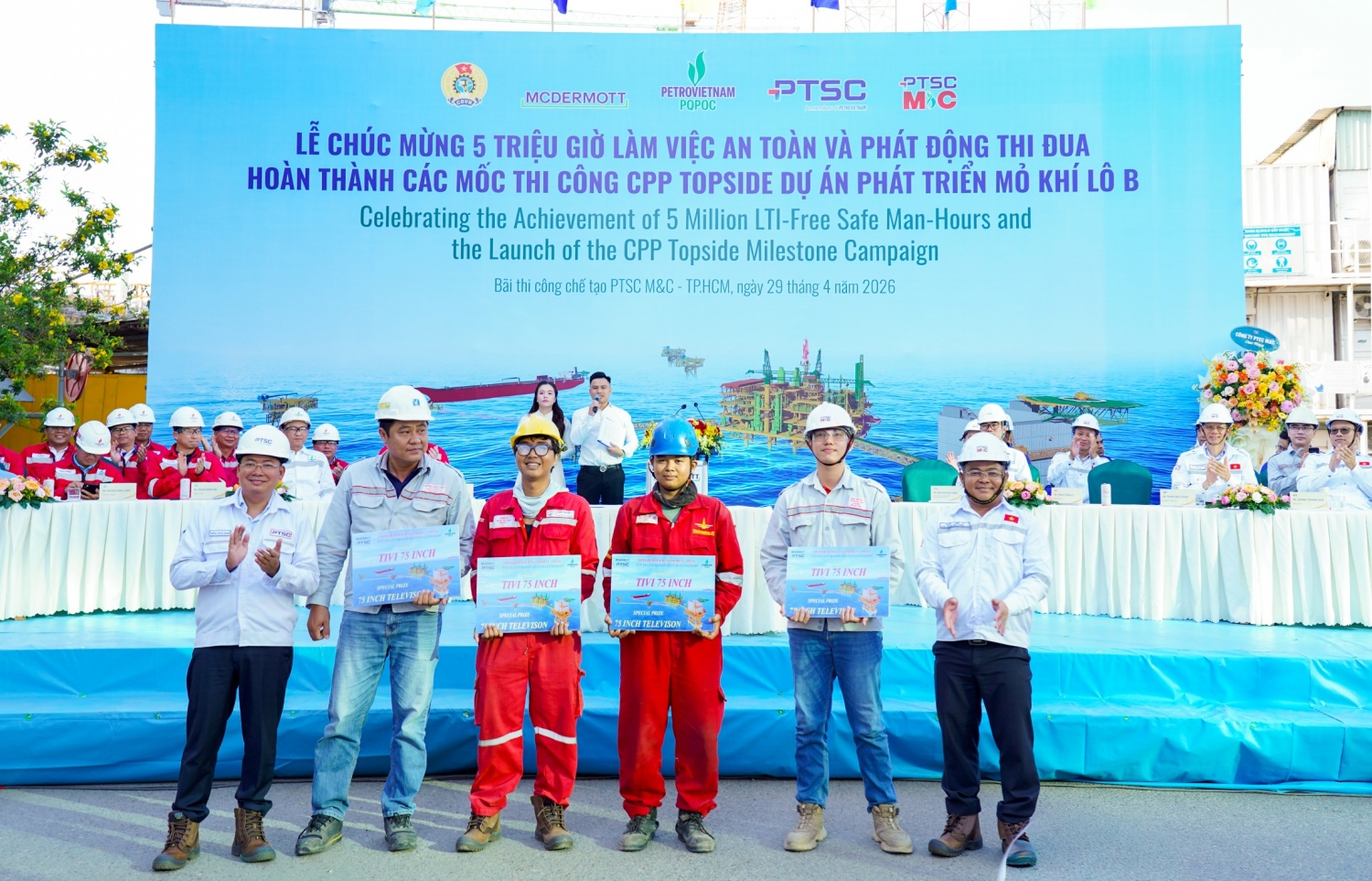 Phát động thi đua dự án Lô B