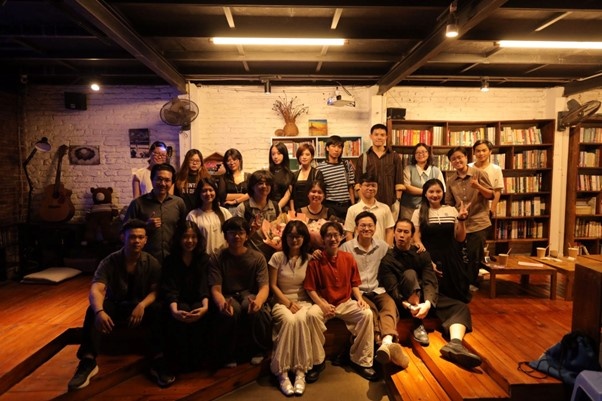 Ban Tổ chức “Chơi giữa mùa trăng”