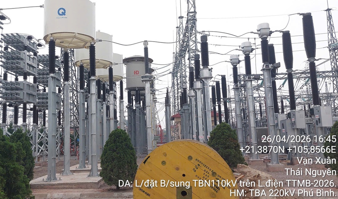 Hoàn thành lắp đặt tụ bù ngang tại 16 trạm biến áp, tăng cường đảm bảo điện cho miền Bắc