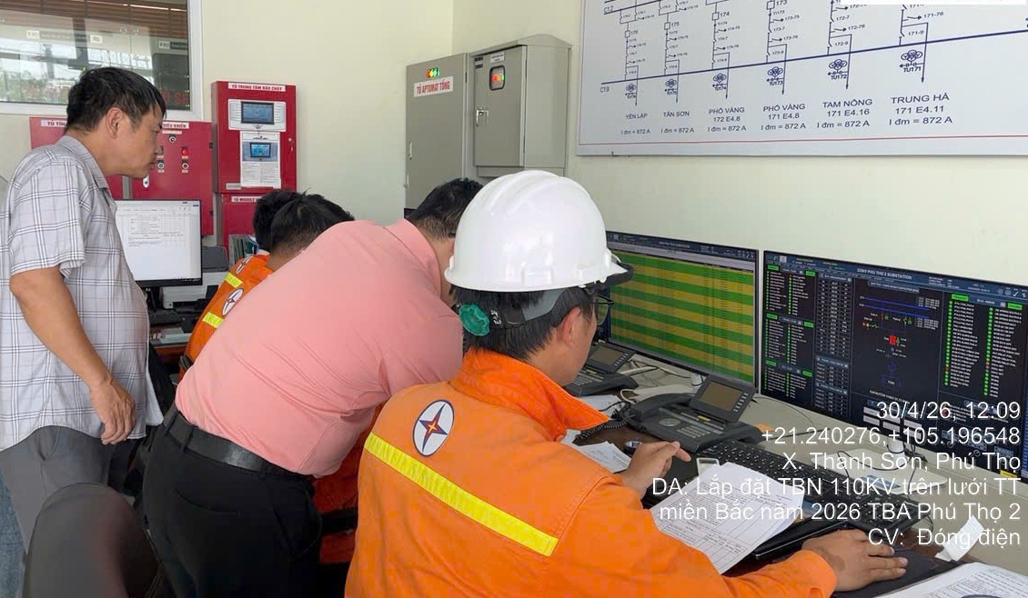 Hoàn thành lắp đặt tụ bù ngang tại 16 trạm biến áp, tăng cường đảm bảo điện cho miền Bắc