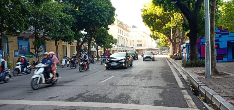 Hà Nội thí điểm “vùng sạch khí thải”: Ô tô cần đáp ứng tiêu chuẩn nào?