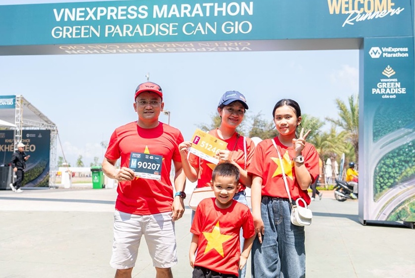 Trước giờ khai màn VnExpress Marathon, runner và du khách nói gì về Vinhomes Green Paradise?