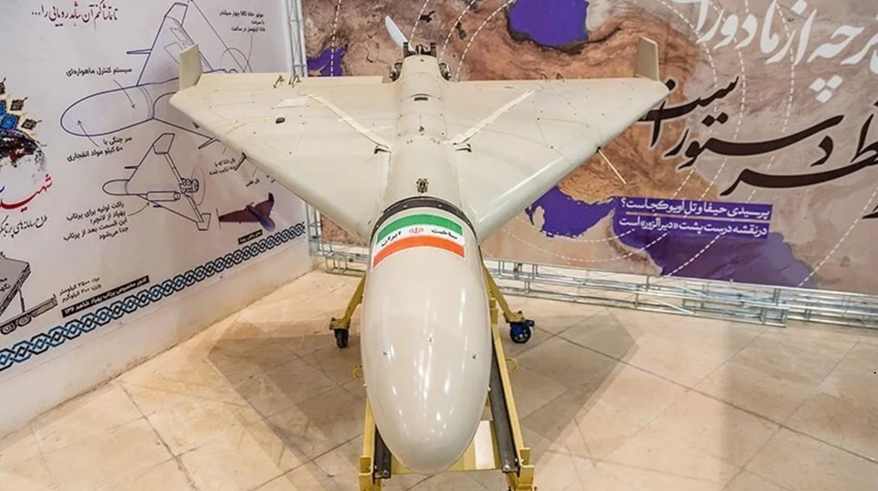 UAV Iran tấn công tàu chở dầu ADNOC ở eo biển Hormuz