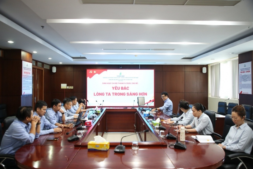 “Yêu Bác lòng ta trong sáng hơn”: Chủ đề sinh hoạt ý nghĩa tại Chi bộ 5 và Chi bộ 6 (Đảng bộ NCKH&ĐT)