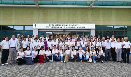 Gắn kết nghĩa tình người dầu khí: Ấm áp đêm giao lưu Thanh Hóa - Vũng Tàu