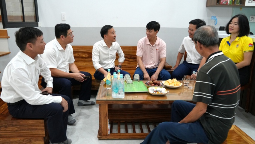 Công đoàn Petrovietnam thăm và tặng quà người lao động nhân Tháng Công nhân 2026