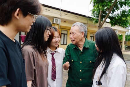 Tái hiện ký ức hậu chiến qua buổi trưng bày “Chuyện thời bình”