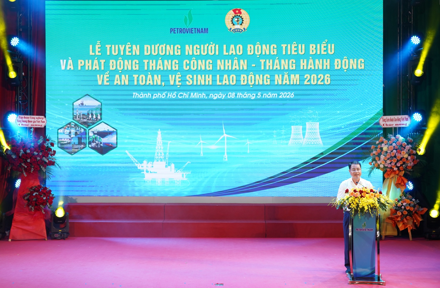 Tuyên dương NLĐ Petrovietnam tiêu biểu - Khởi động Tháng Công nhân, Tháng hành động về ATVSLĐ năm 2026