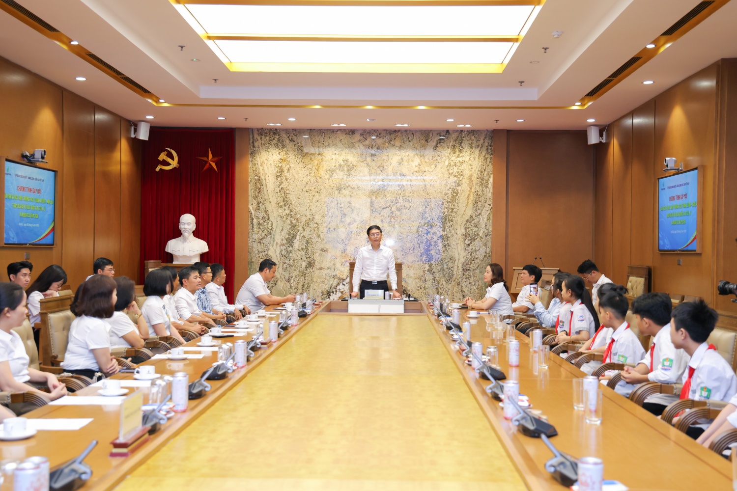 [CHÙM ẢNH] Lan tỏa tri thức, nuôi dưỡng khát vọng sáng tạo từ chương trình STEM Innovation Petrovietnam