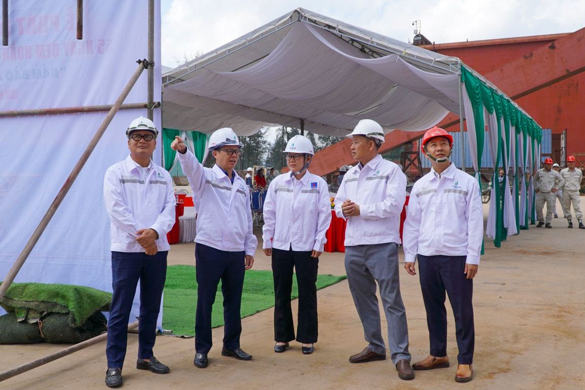 PVSM quyết tâm hoàn thành và bàn giao giàn khoan Tam Đảo 05 trong 55 ngày đêm