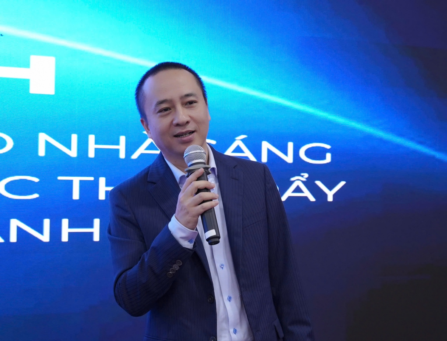 Tiktoker - thương mại điện tử 