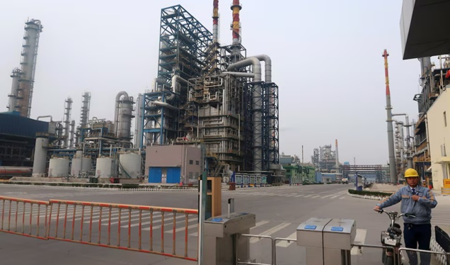 Trung tâm lọc dầu độc lập lớn nhất Trung Quốc cắt giảm sản lượng