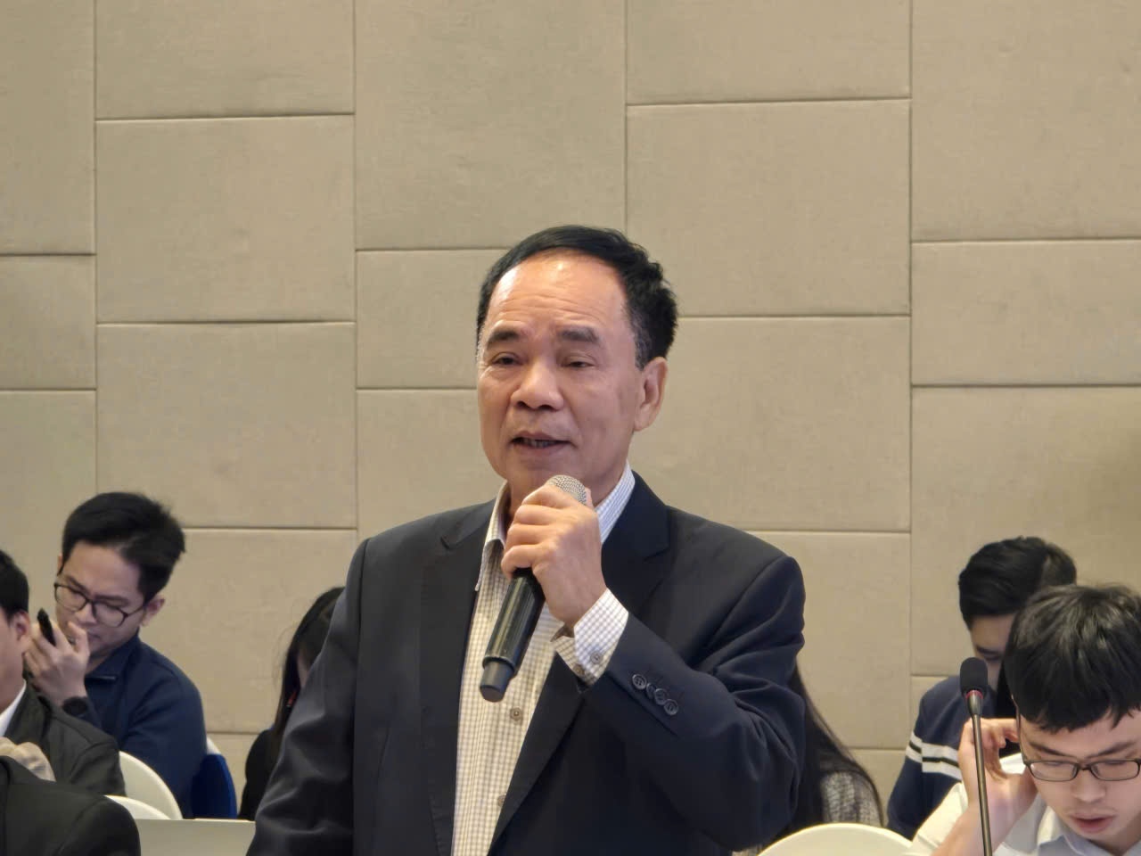 Tự chủ chuỗi cung ứng khép kín - “Lá chắn thép” bảo vệ an ninh năng lượng quốc gia Petrovietnam tự chủ chuỗi cung ứng khép kín: “Lá chắn thép” bảo vệ an ninh năng lượng quốc gia