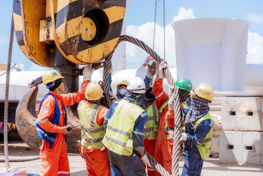 Dự án Phát triển mỏ Đại Hùng Nam: Hạ thủy thành công cọc định vị, sẵn sàng cho chiến dịch lắp đặt biển