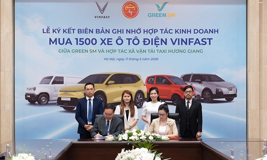 Taxi Hương Giang mua 1.500 ôtô điện VinFast, mở rộng, hợp tác với Green SM
