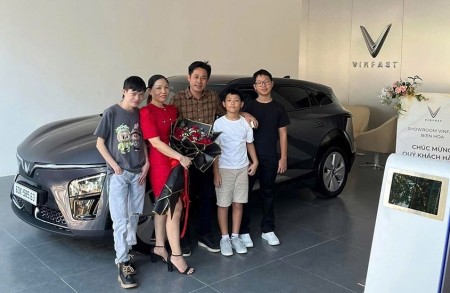 VinFast VF 7 chinh phục kiến trúc sư ở Đồng Nai bằng thiết kế khác biệt và trải nghiệm “như smartphone”