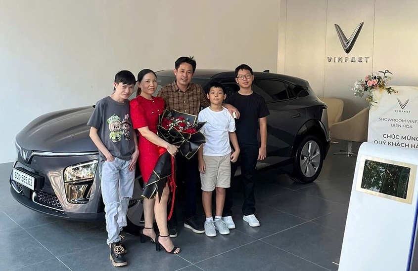 VinFast VF 7 chinh phục kiến trúc sư ở Đồng Nai bằng thiết kế khác biệt và trải nghiệm “như smartphone”